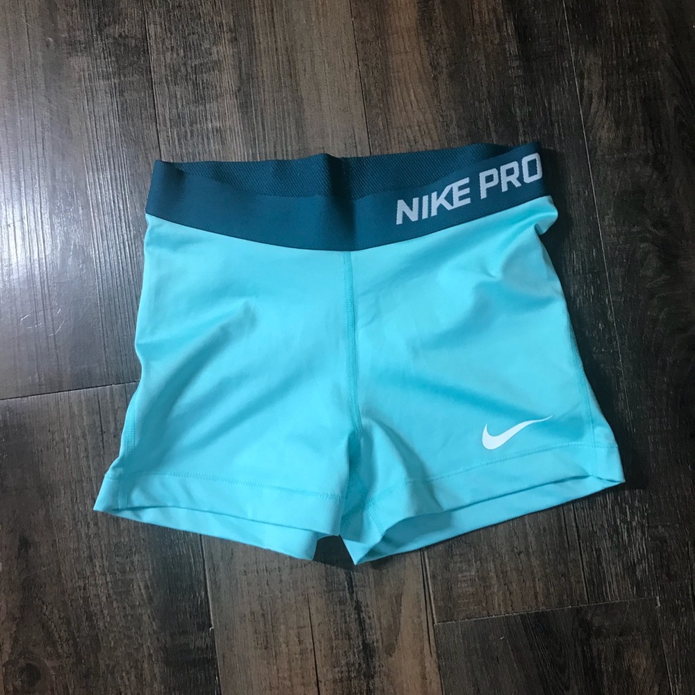 Nike Pro compression shorts size small